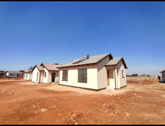 3 BEDROOM HOUSE FOR SALE IN CRYSTAL PARK